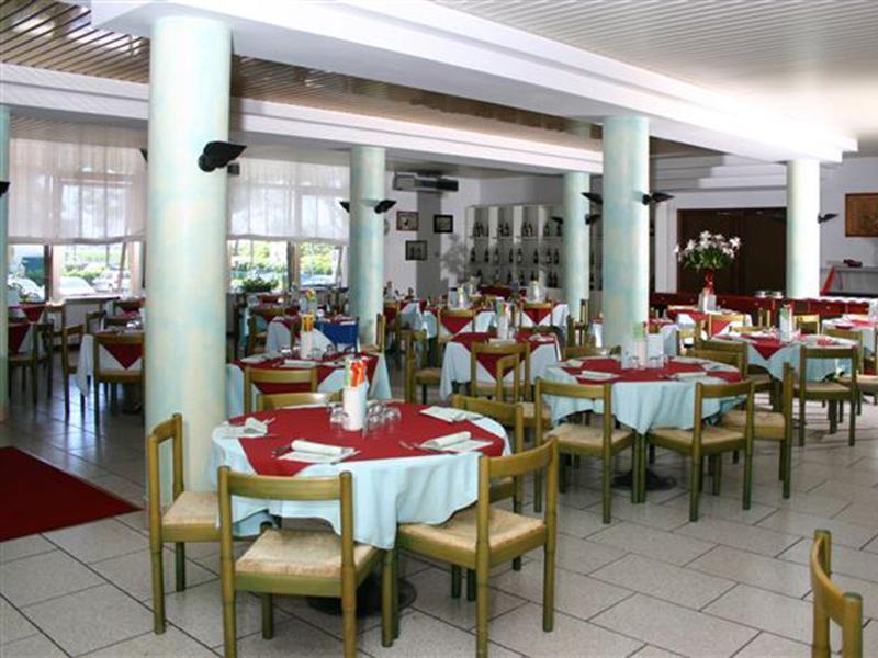 Hotel Aldebaran Τζεσόλο Λίντο Εξωτερικό φωτογραφία